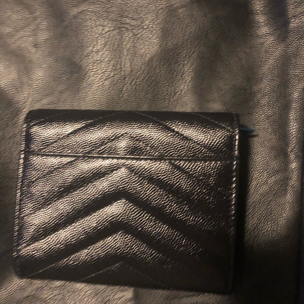 YSL.   Saint Laurent brand new wallet authentic - Picture 4 of 8